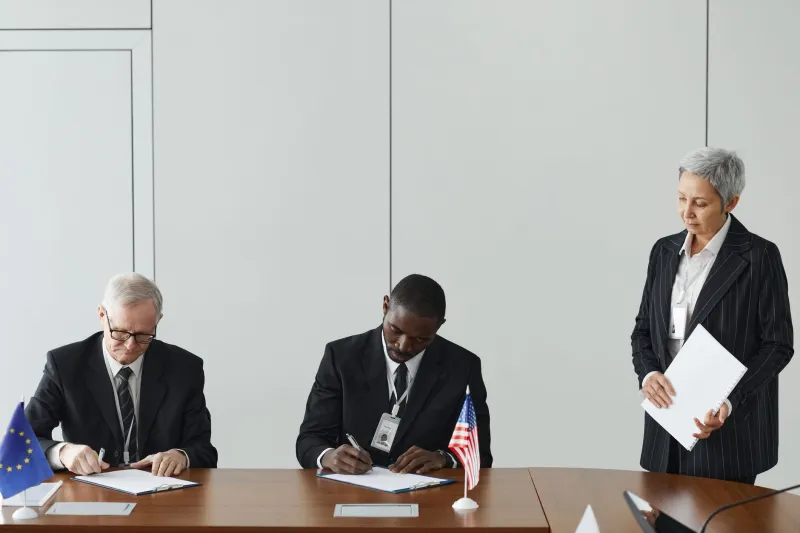 Committed and Cornered: How Multi-Year Vendor Agreements Quietly Erode Enterprise Agility