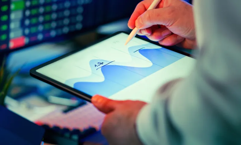 Drowning in Data, Starving for Clarity: How Metric Overload Is Undermining Enterprise Strategy